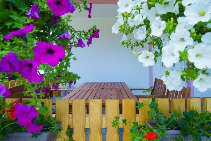 Guesthouse Ella Slunj Ngoại thất bức ảnh